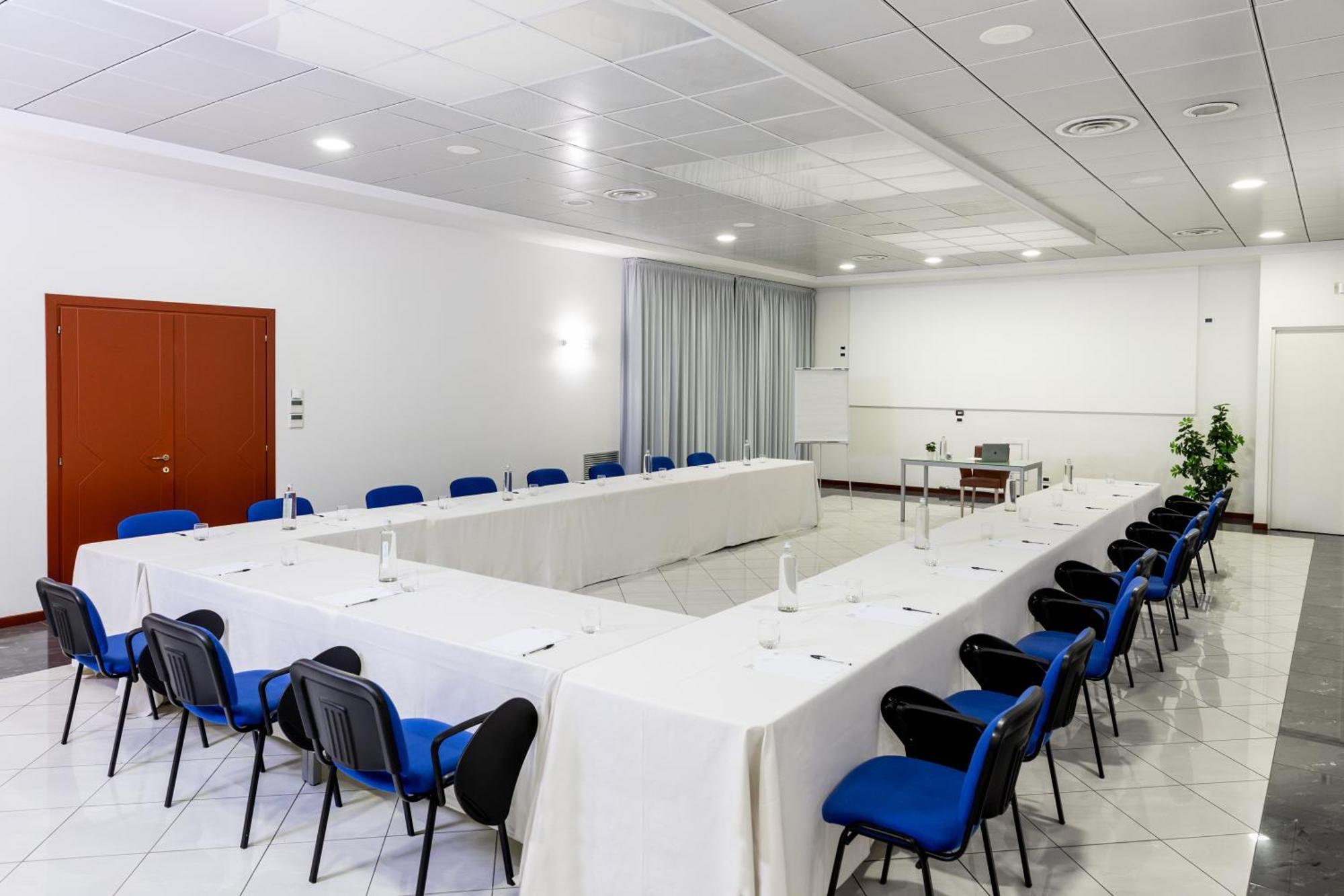 Hotel Alle Acque Lonigo Bagian luar foto